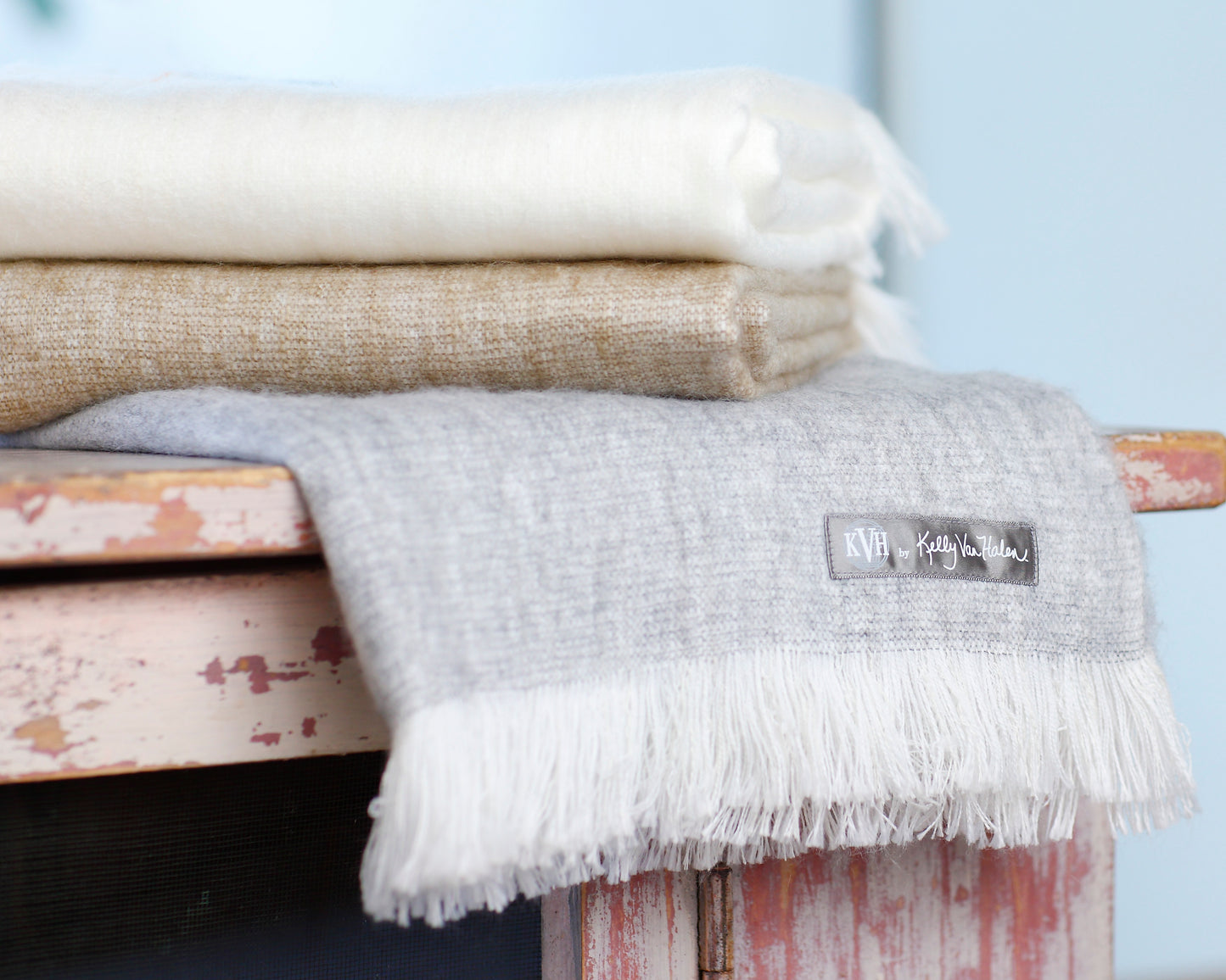 Alpaca Travel Wrap in Ivory
