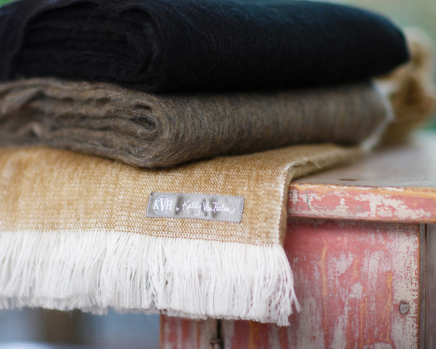 Alpaca Travel Wrap in Burnished Gold