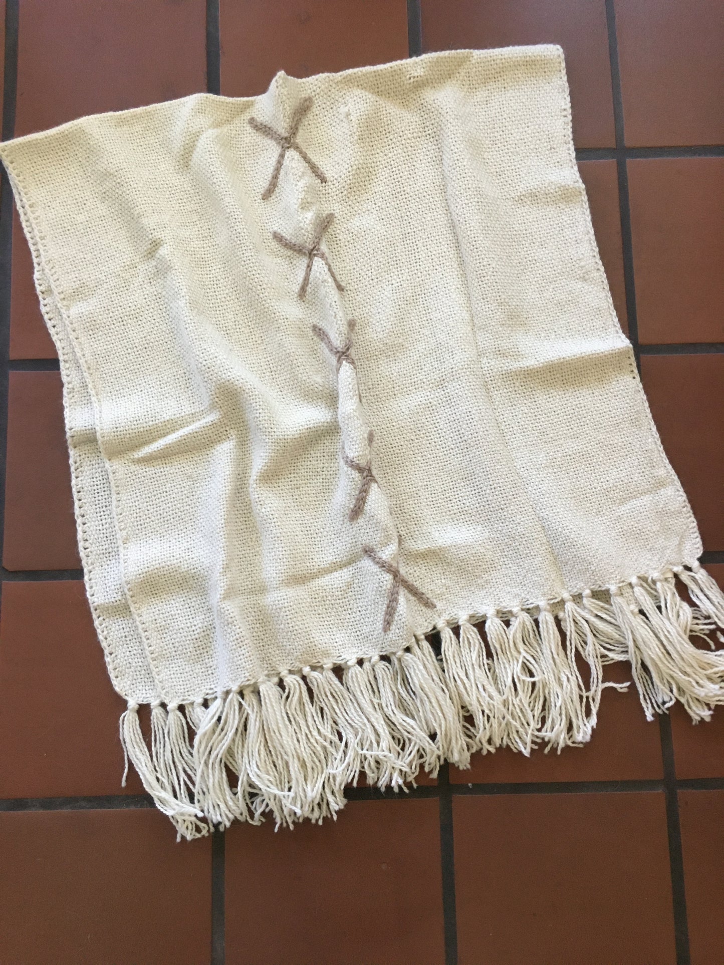 Bespoke "Rio X" Llama Wool Throw With Tassels (Cream/Beige)