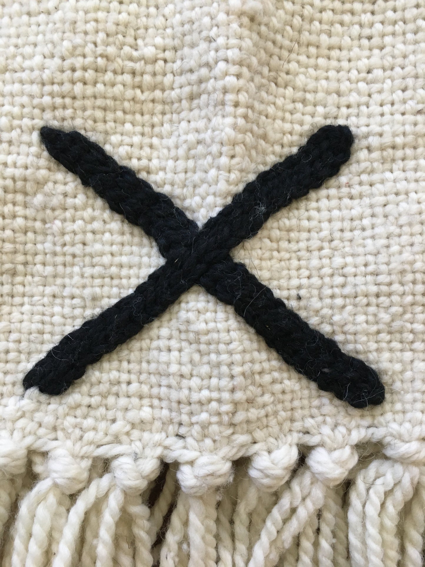 Bespoke "Rio X" Sheep's Wool Throw With Tassels (Cream/Obsidian)