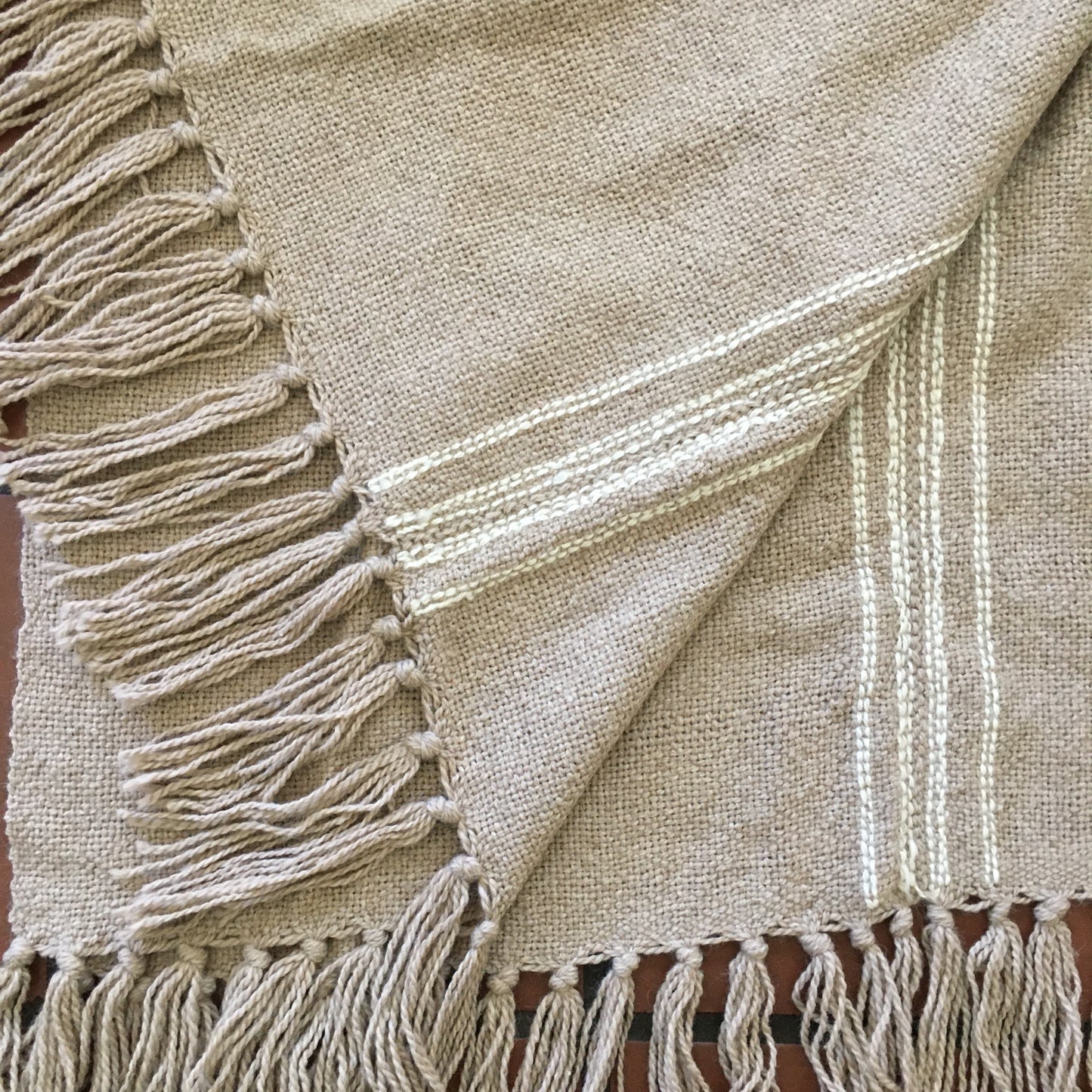 Bespoke "Villa" Llama Wool Throw With Tassels (Beige/Cream)