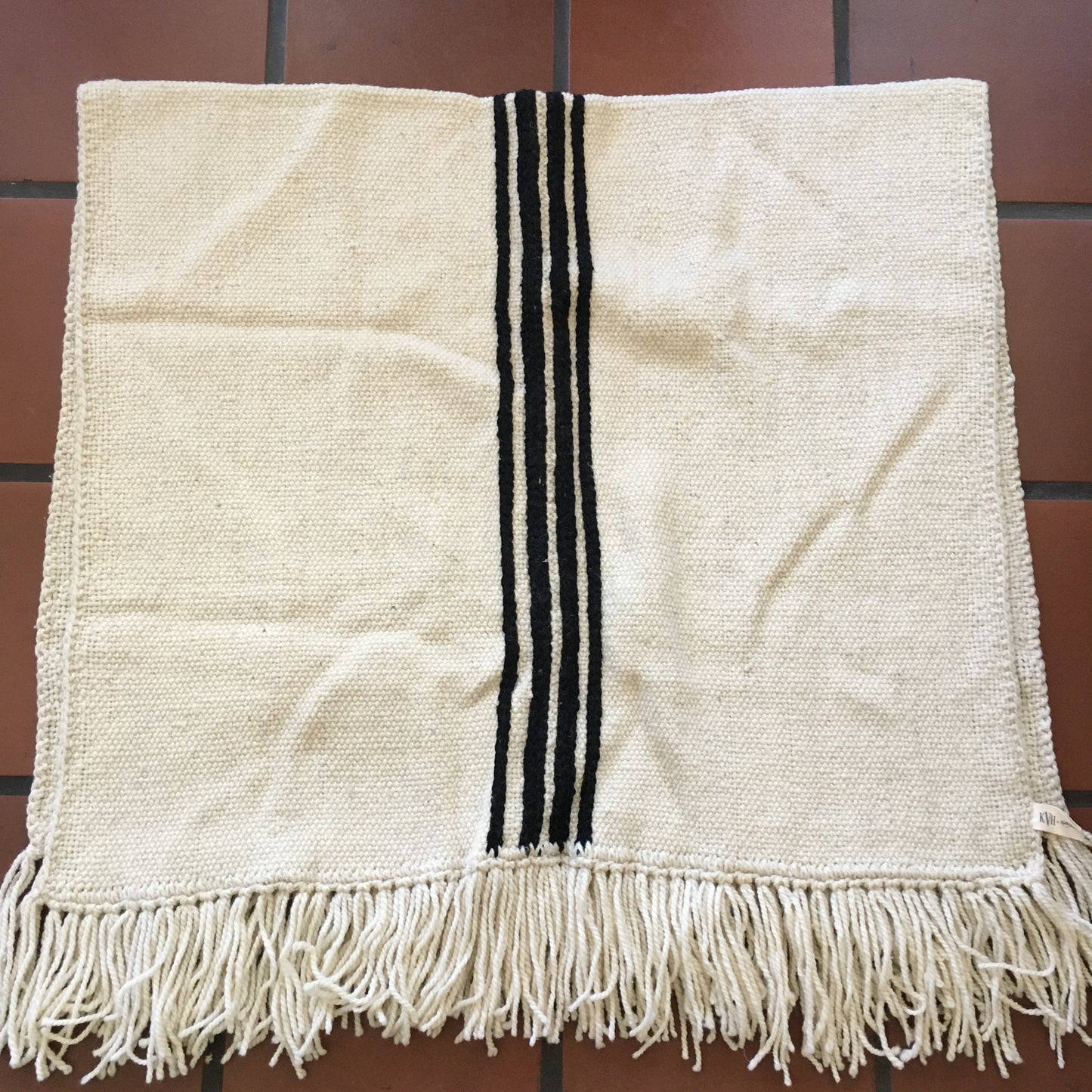 Bespoke "Villa" Sheep's Wool Throw With Tassels (Cream/Obsidian)