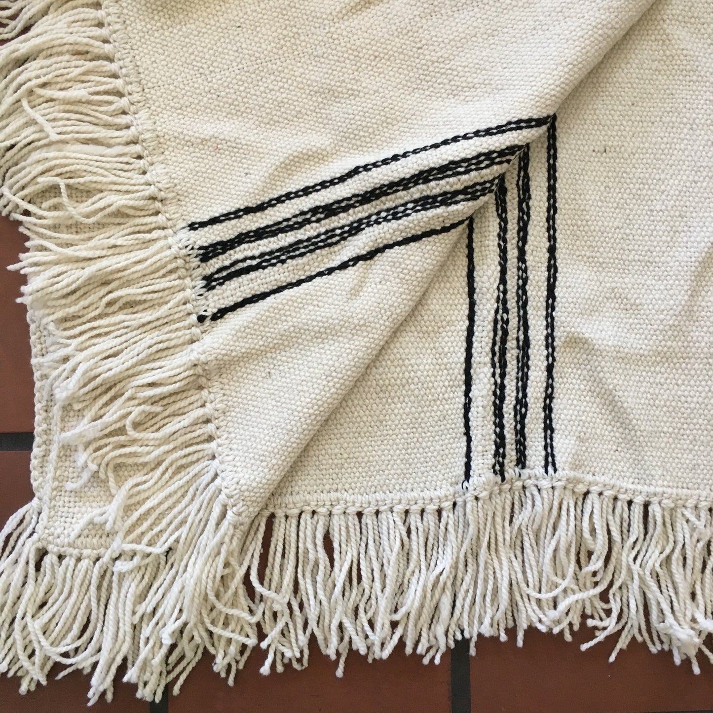 Bespoke "Villa" Sheep's Wool Throw With Tassels (Cream/Obsidian)