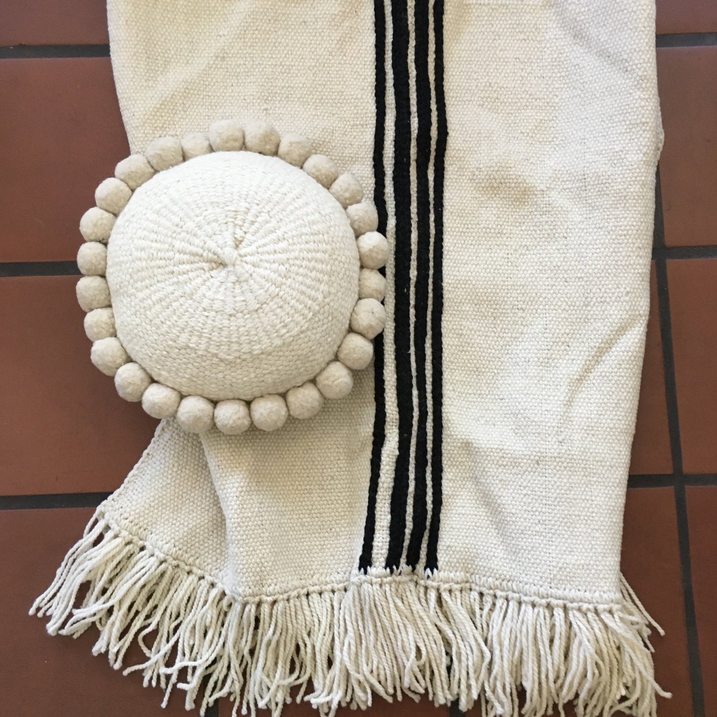 Bespoke "Villa" Sheep's Wool Throw With Tassels (Cream/Obsidian)