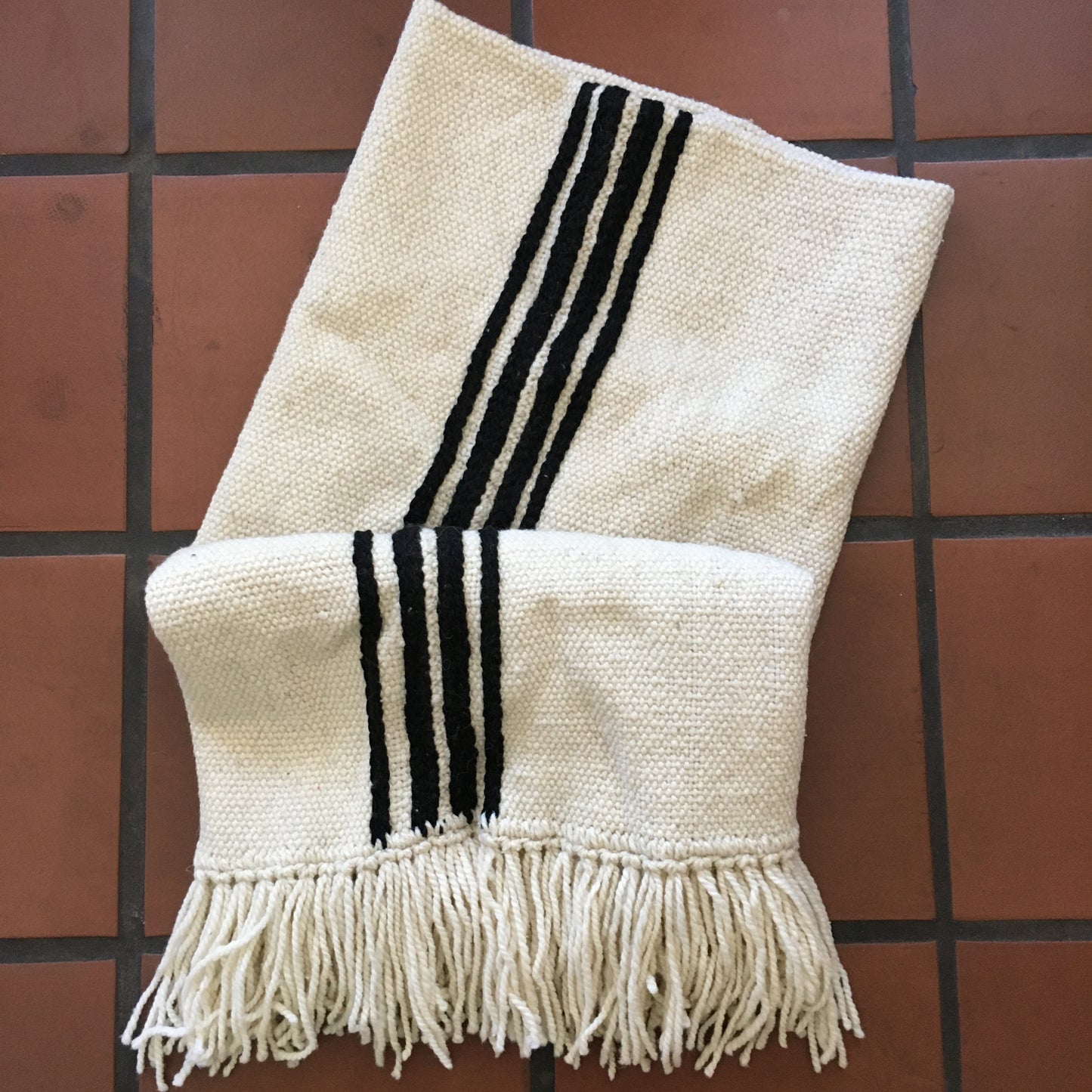 Bespoke "Villa" Sheep's Wool Throw With Tassels (Cream/Obsidian)