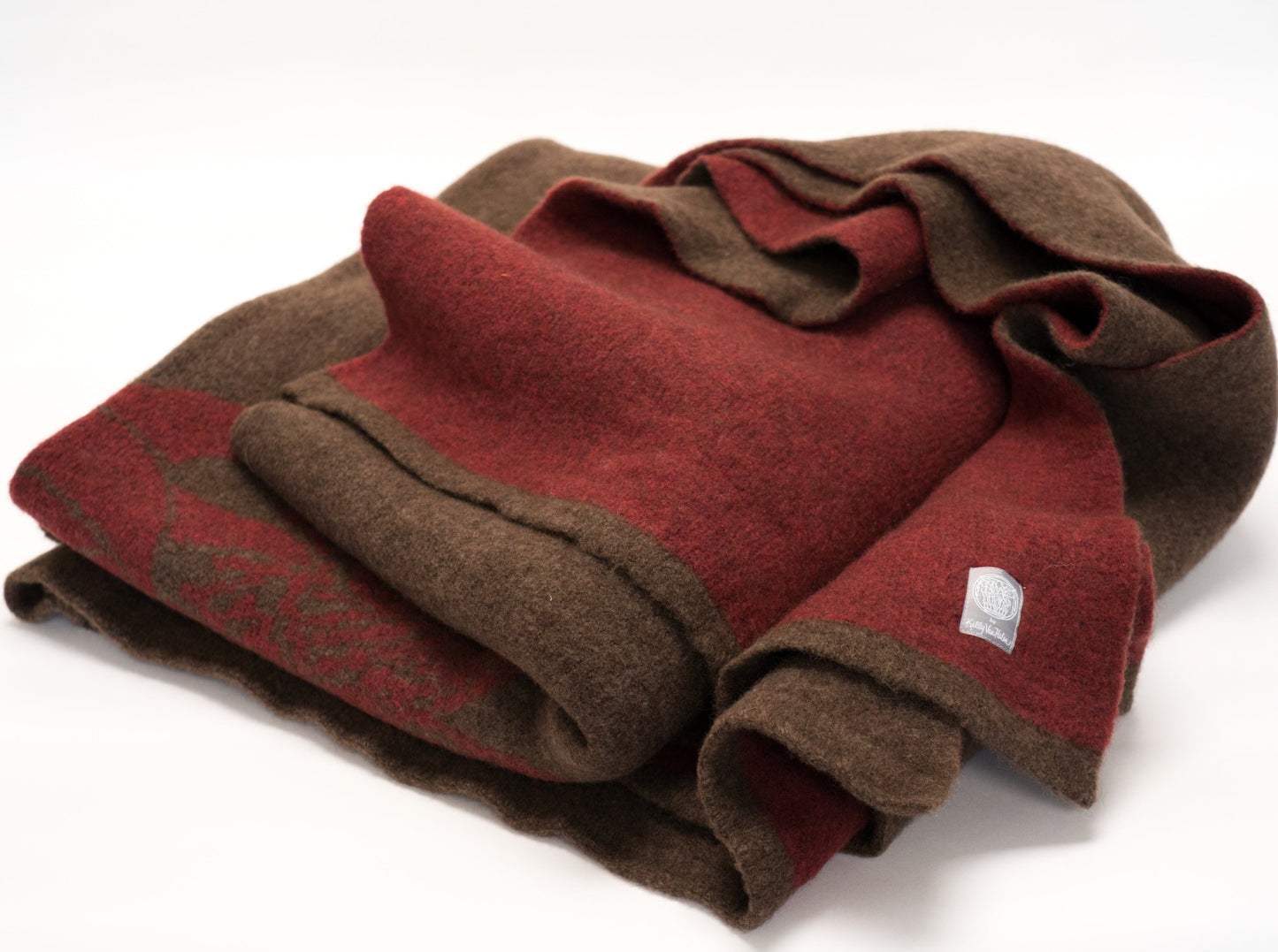 Cabin Throw in Tobacco & Brick Red
